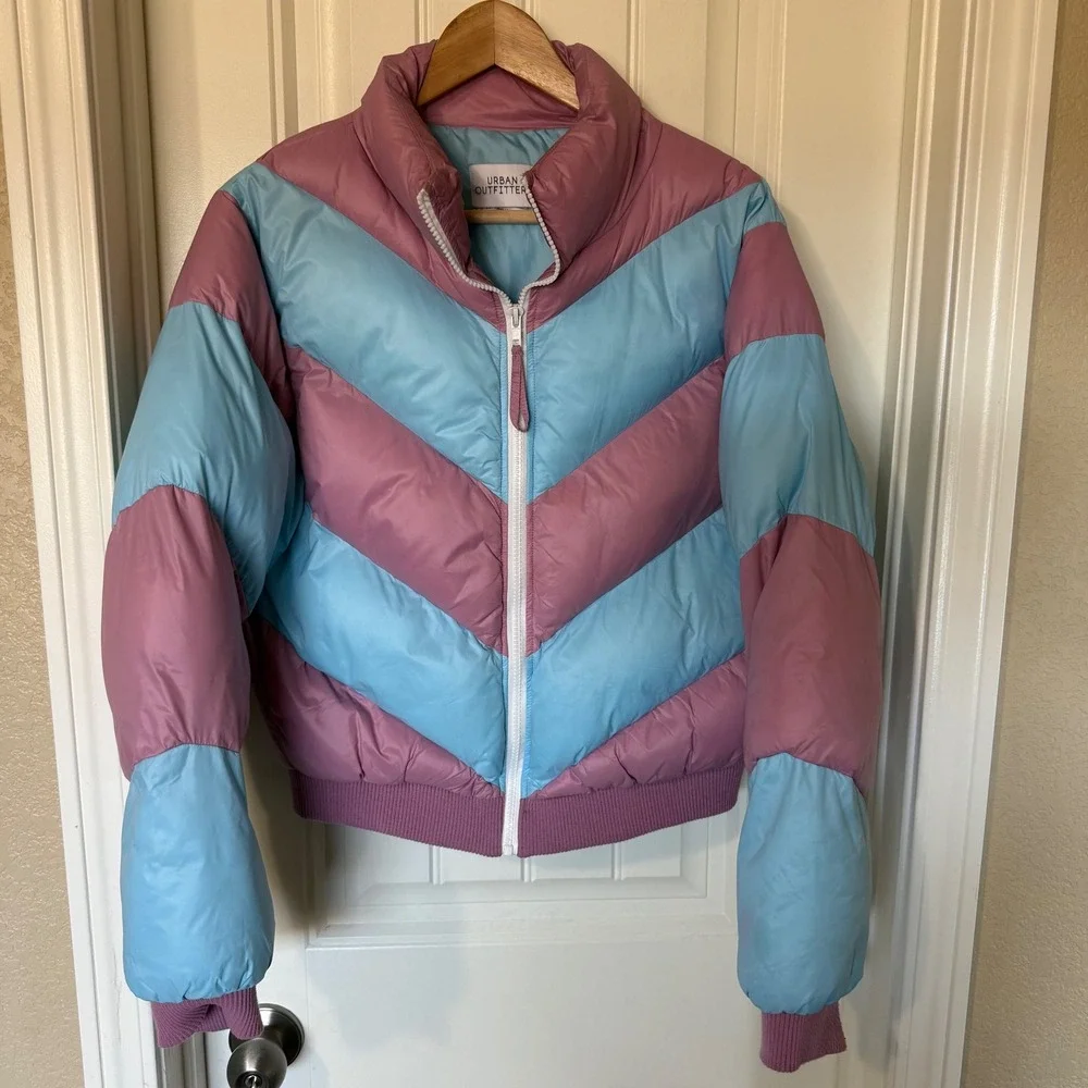 Urban‎ Outfitters Chevron Puffer Jacket Pink Blue Size M Medium Cropped Zip Up